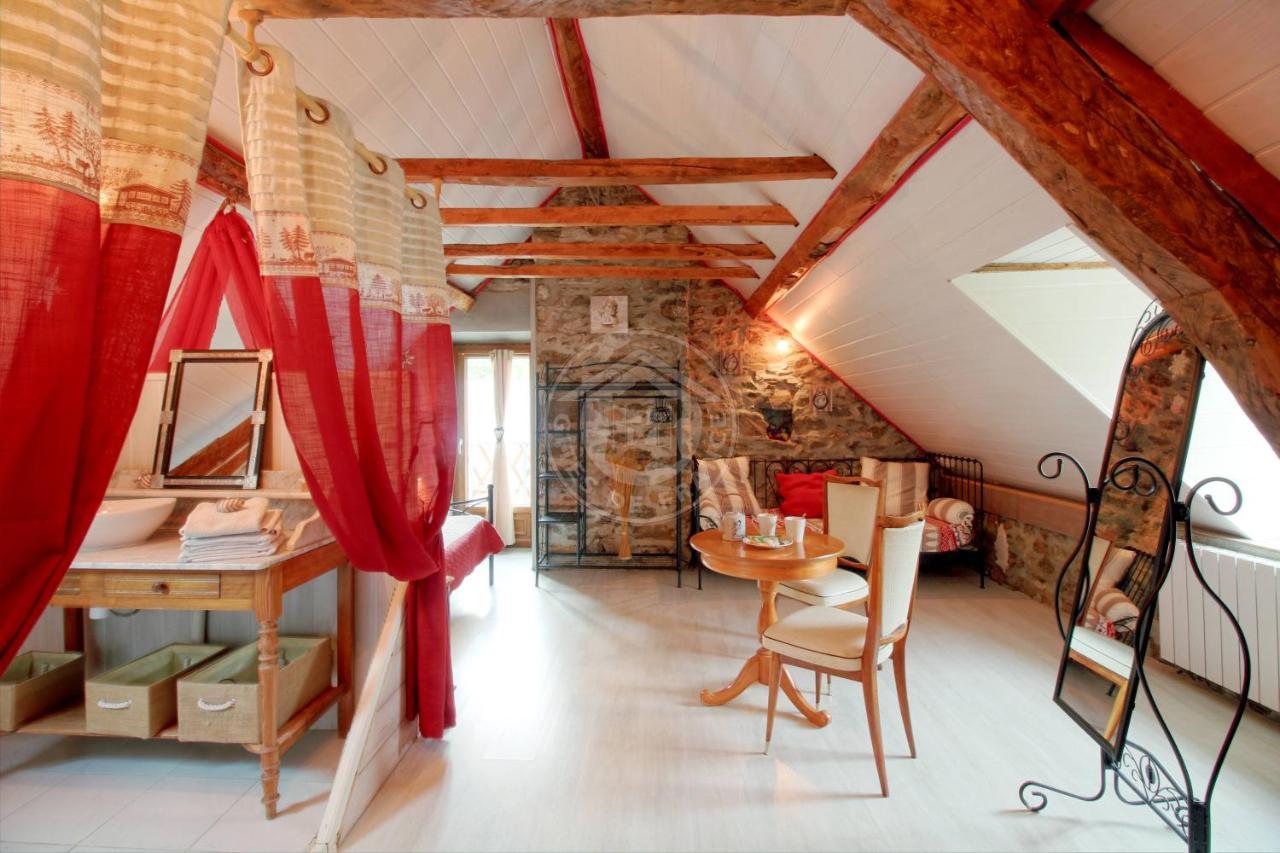 Chez Sanyou Гаварни Екстериор снимка